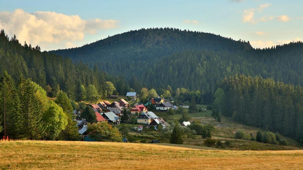 Rozpravkovy Domcek Zvoncek Villa Доновали Екстериор снимка