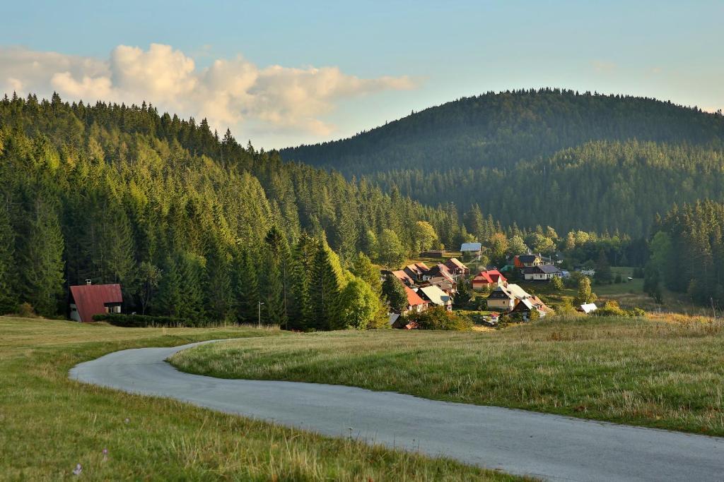 Rozpravkovy Domcek Zvoncek Villa Доновали Екстериор снимка